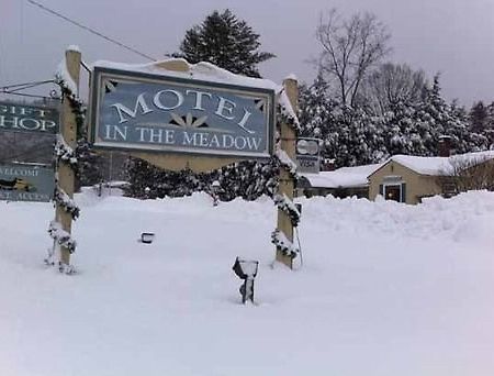 Motel In The Meadow Chester Exterior photo